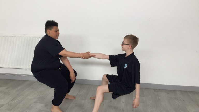 8y1 contact 2